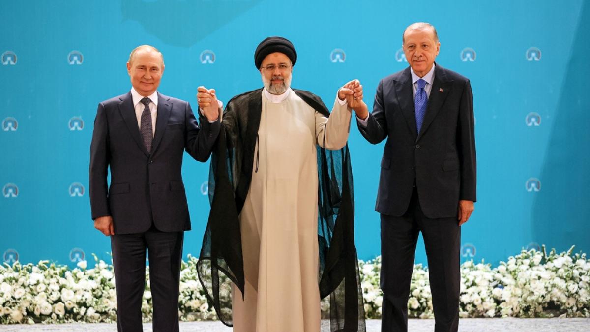 In Teheran posierte Erdogan gemeinsam mit Putin vor der Kamera. (Foto)