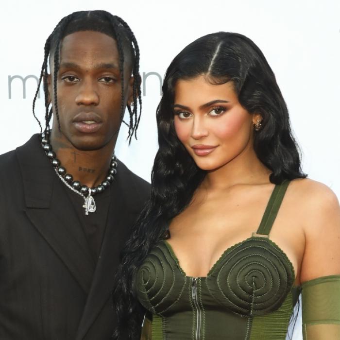 Ist es ein Junge? Kylie gibt Geburt von zweitem Kind bekannt