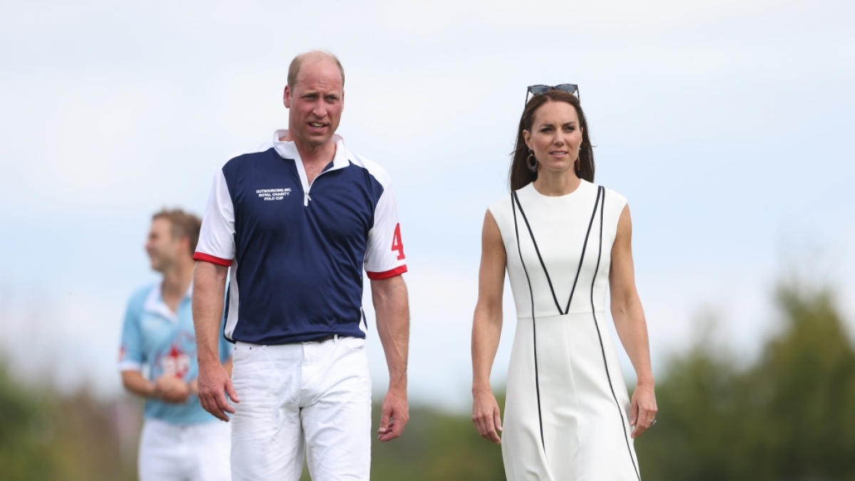 Herrscht Krach zwischen Herzogin Kate und Prinz William? Die Royal-Lady legte jetzt ihren Ring ab. (Foto)