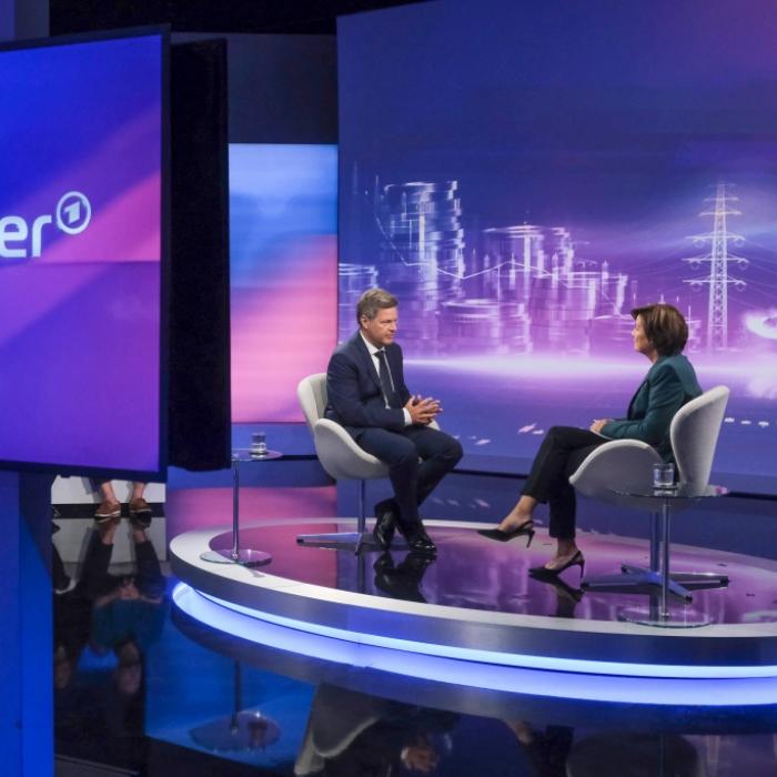 Zu ähnlich! ARD-Aufsicht kritisiert eigene Polittalks