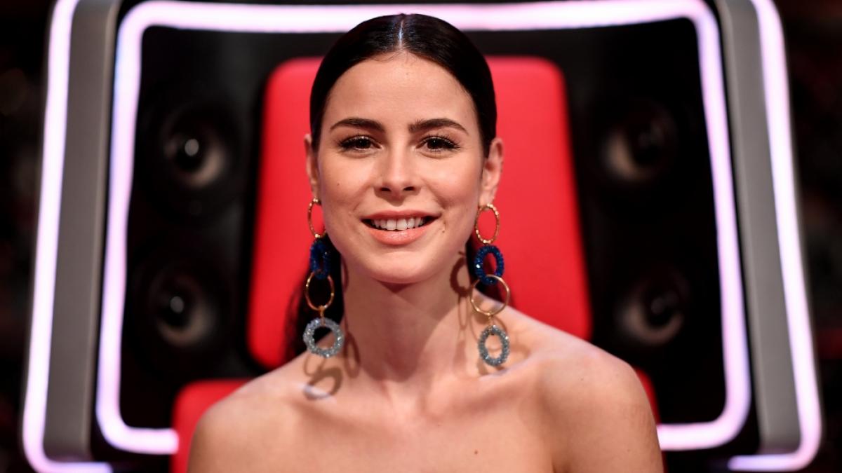 Lena Meyer-Landrut versetzt ihre Fans im Bikini in Ekstase. (Foto)