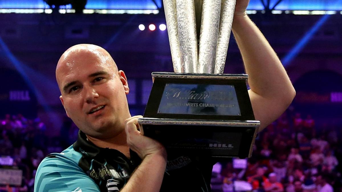 Dartsprofi Rob Cross konnte den Weltmeistertitel 2018 f&uuml;r sich verbuchen. (Foto)
