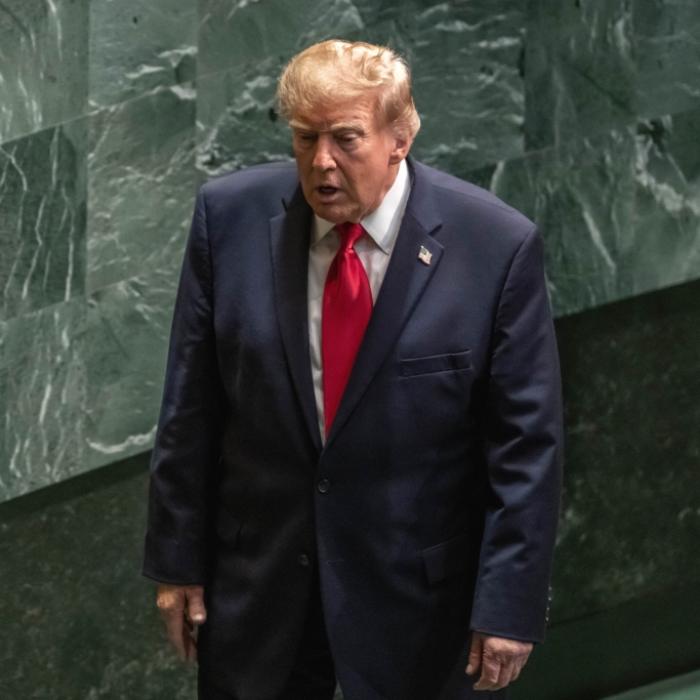 Mit heruntergelassener Hose auf dem Klo - US-Präsident in TV-Serie bloßgestellt