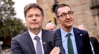 Die Grünen von Wirtschaftsminister Robert Habeck (l.) und Landwirtschaftsminister Cem Özdemir liegt in einer neuen Umfrage hinter der AfD.