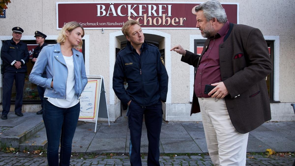 Dieter Fischer (r) als Hauptkommissar Anton Stadler in die "Rosenheim-Cops". (Foto)