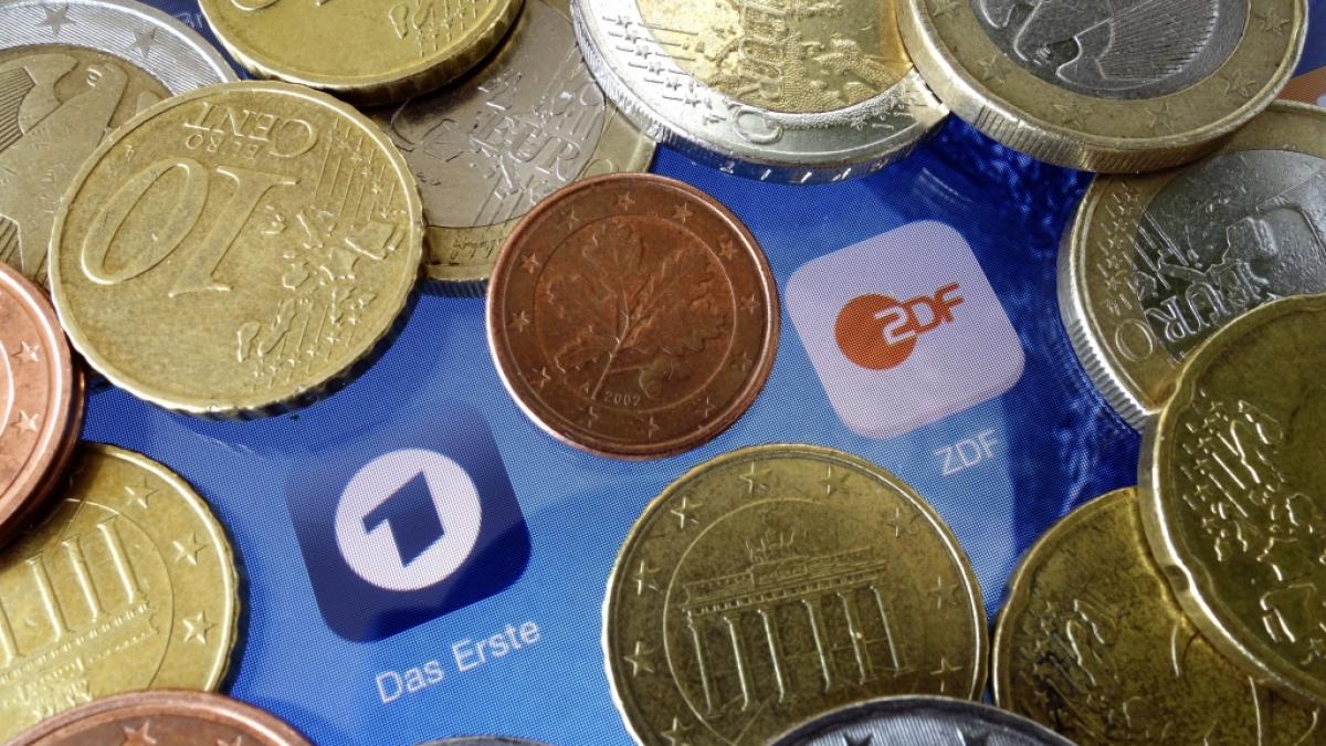 Die Einnahmen aus dem Rundfunkbeitrag sind gestiegen, doch sie reichen den Sendern nicht. (Foto)