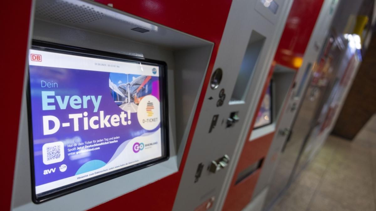 Kann das Deutschlandticket langfristig f&uuml;r nur 49 Euro im Monat angeboten werden? (Foto)