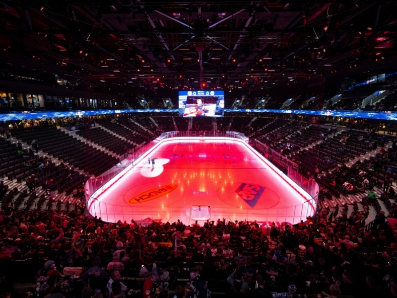 Blue Jackets schlagen Sabres 6:3: M. Knies ist NHL-Topscorer