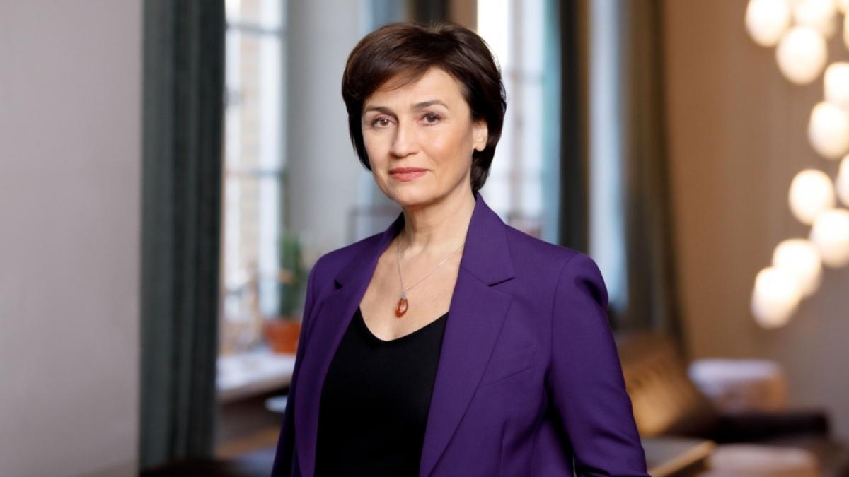 Sandra Maischberger meldet sich am 10. und 11. Januar 2023 aus ihrer Weihnachts- und Silvesterpause zur&uuml;ck und startet mit neuen G&auml;sten und Themen im Ersten durch. (Foto)