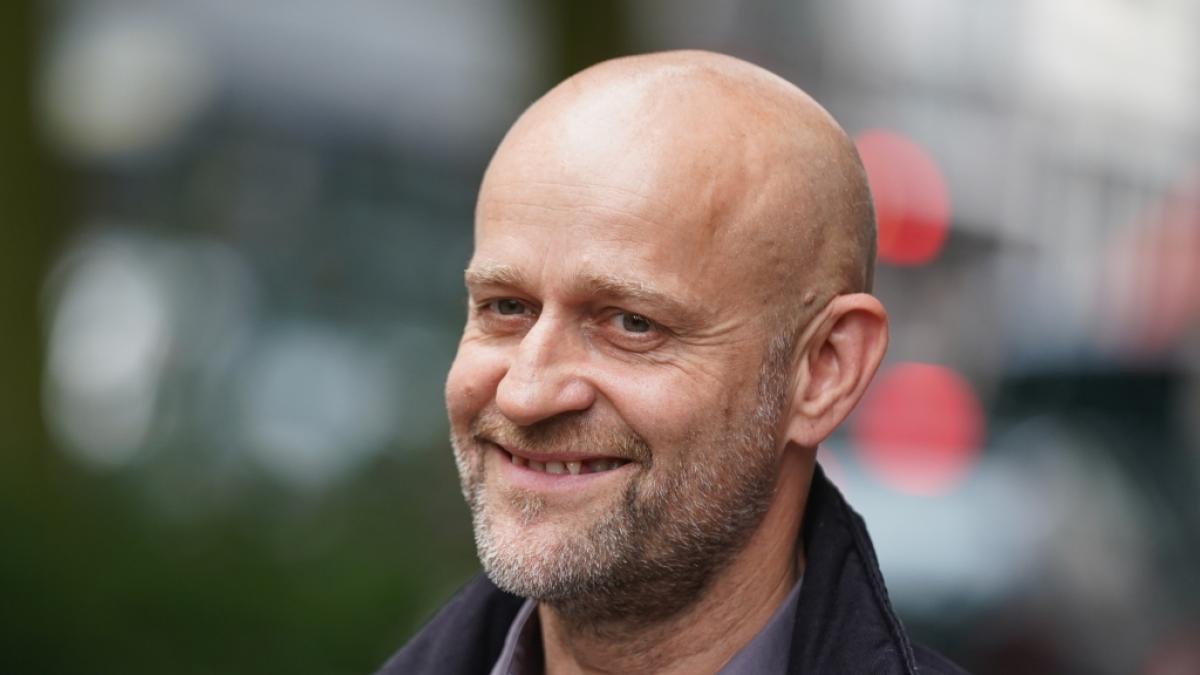 Bekannt f&uuml;r seine markanten Bei&szlig;erchen: Schauspieler J&uuml;rgen Vogel. (Foto)