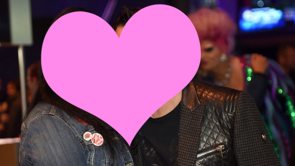 Heimlich, still und leise hat dieser Comedian geheiratet. (Foto)