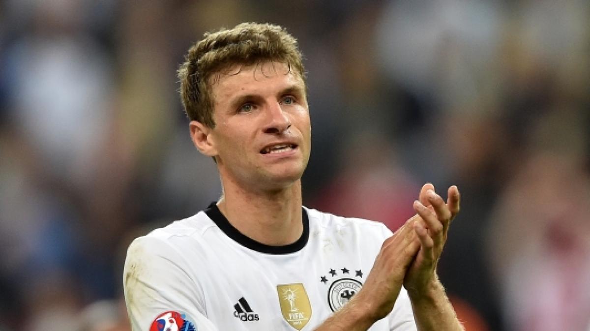 Profi-Fu&szlig;baller Thomas M&uuml;ller und Ehefrau Lisa freuten sich auf Instagram jetzt &uuml;ber tierischen Nachwuchs (Foto)