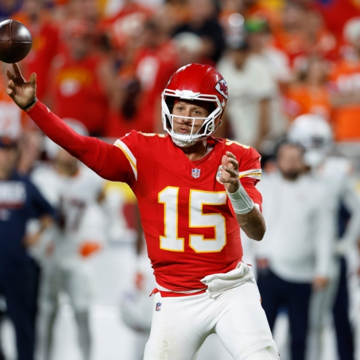 Dan Le Batard fordert Patrick Mahomes auf sich wie Tom Brady für das Drama im College Football einzusetzen