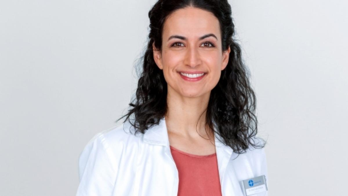 Sanam Afrashteh spielt seit 2012 Dr. Leyla Sherbaz in der Serie "In aller Freundschaft - Die jungen &Auml;rzte". (Foto)