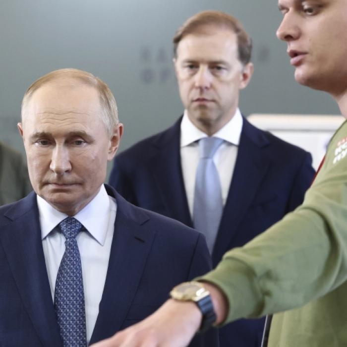 Kreml-Admiral erklärt: Putins 