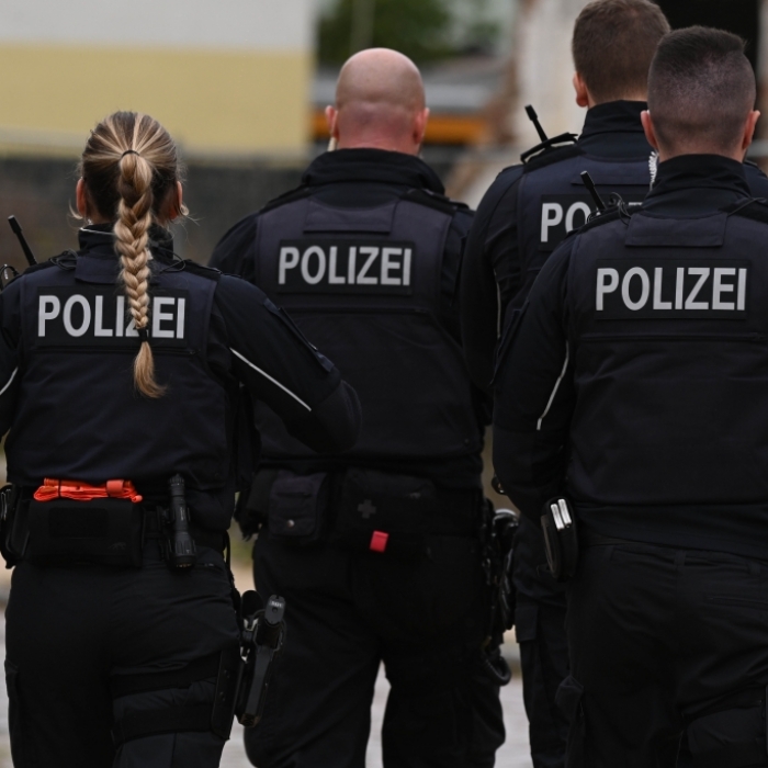 Einbruchdiebstahl in Wohnhaus - Zeugenaufruf