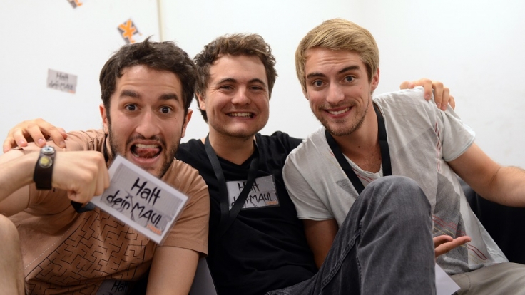 Die Youtube-Stars «Y-Titty.I» Oguz Yilmaz (OG - l-r), Philipp Laude (Phil) und Matthias Roll (TC) aus Hilpoltstein.