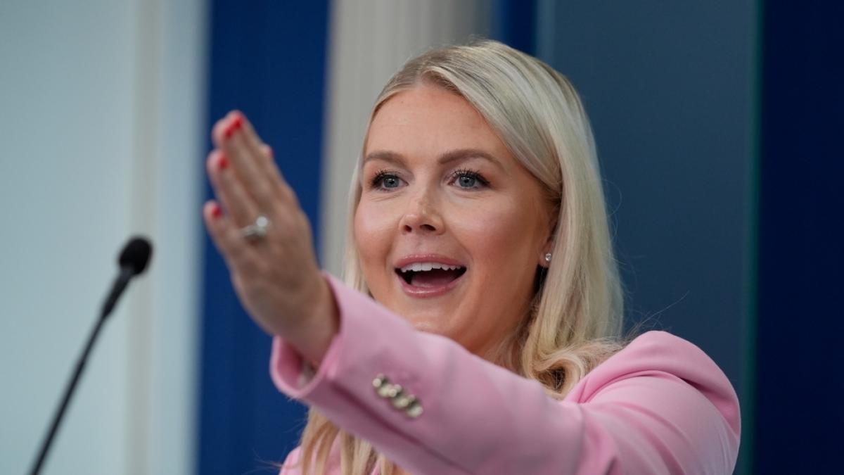 Nach Karoline Leavitts &uuml;berraschendem Abschied aus dem Wei&szlig;en Haus wird &uuml;ber einen Nachfolger spekuliert. (Foto)
