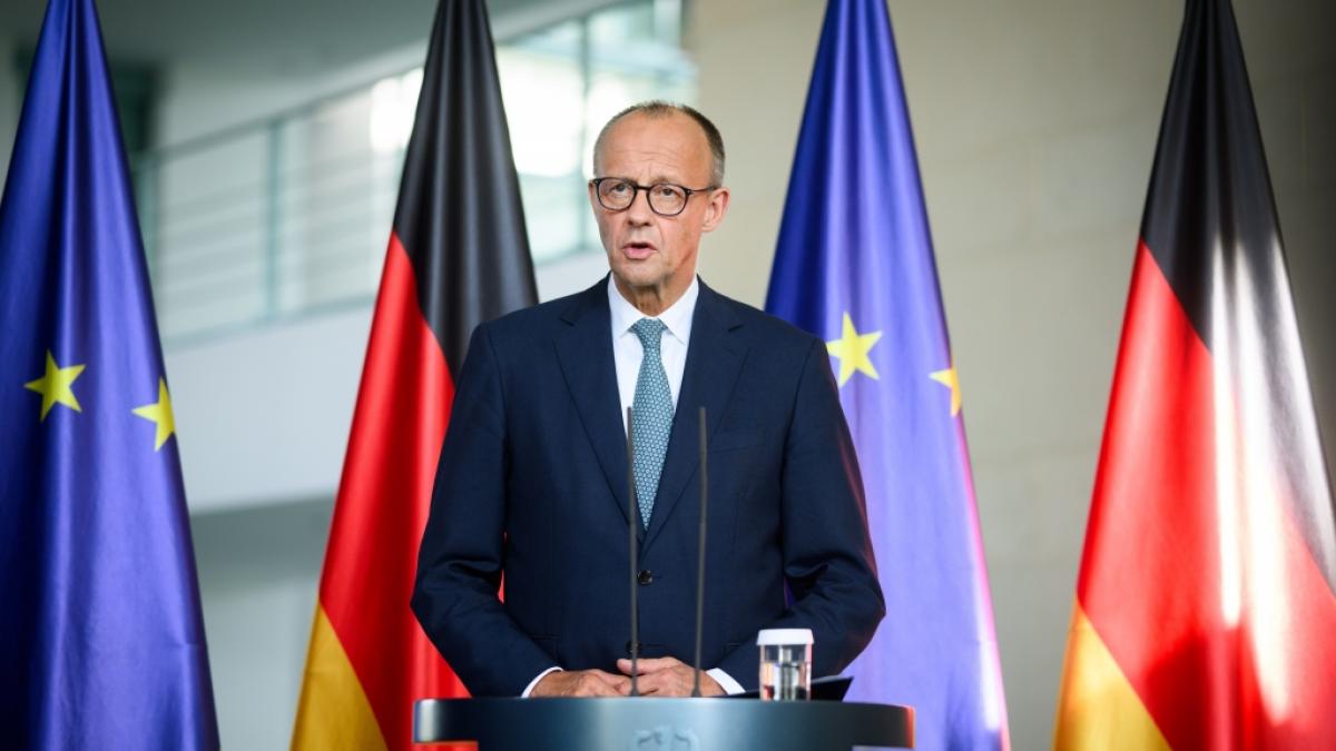 Friedrich Merz: Urlaubszeit! Wo sich Kanzler und Minister jetzt Sonne g&ouml;nnen. (Foto)