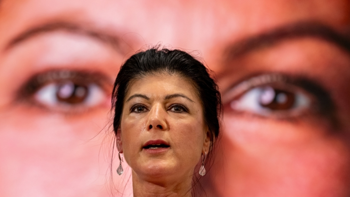 Sahra Wagenknecht, Bundesvorsitzende vom B&uuml;ndnis Sahra Wagenknecht (BSW) spricht auf einer Veranstaltung. (Foto)