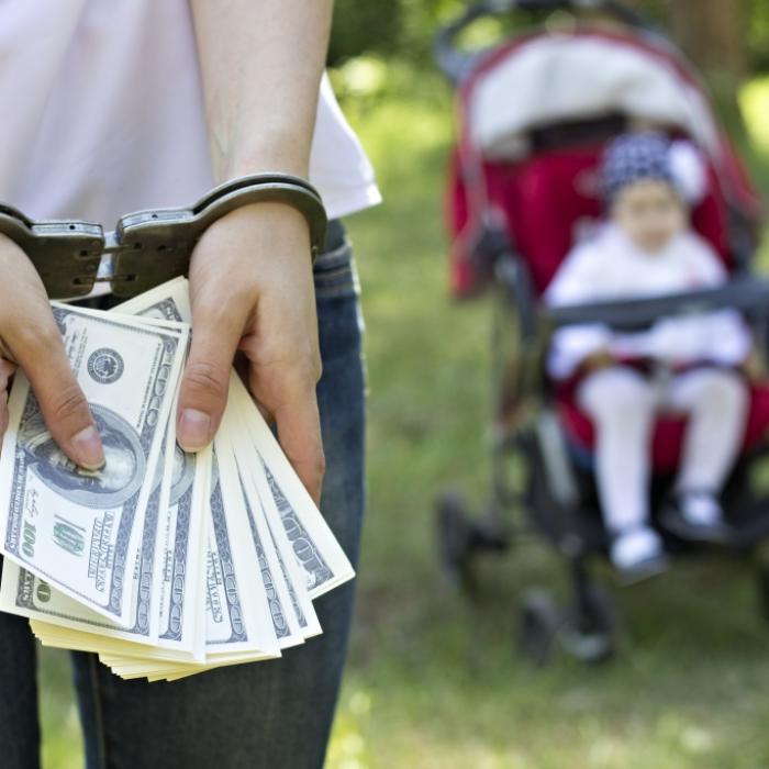 Neugeborene Babys verkauft? Ehepaar im Saarland festgenommen