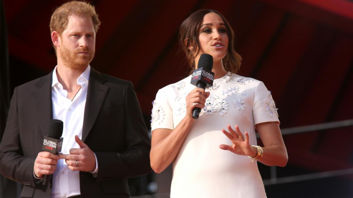 Meghan Markle bl&uuml;ht im Rampenlicht auf - Prinz Harry scheint sich jedoch weniger wohl zu f&uuml;hlen. (Foto)