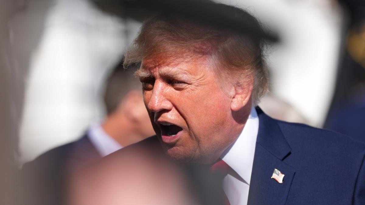 Mit einer privaten Anekdote will Donald Trumps ehemaliger Impeachment-Anwalt Michael T. van der Veen beweisen, dass der 80-j&auml;hrige Pr&auml;sident geistig voll auf der H&ouml;he ist. (Foto)