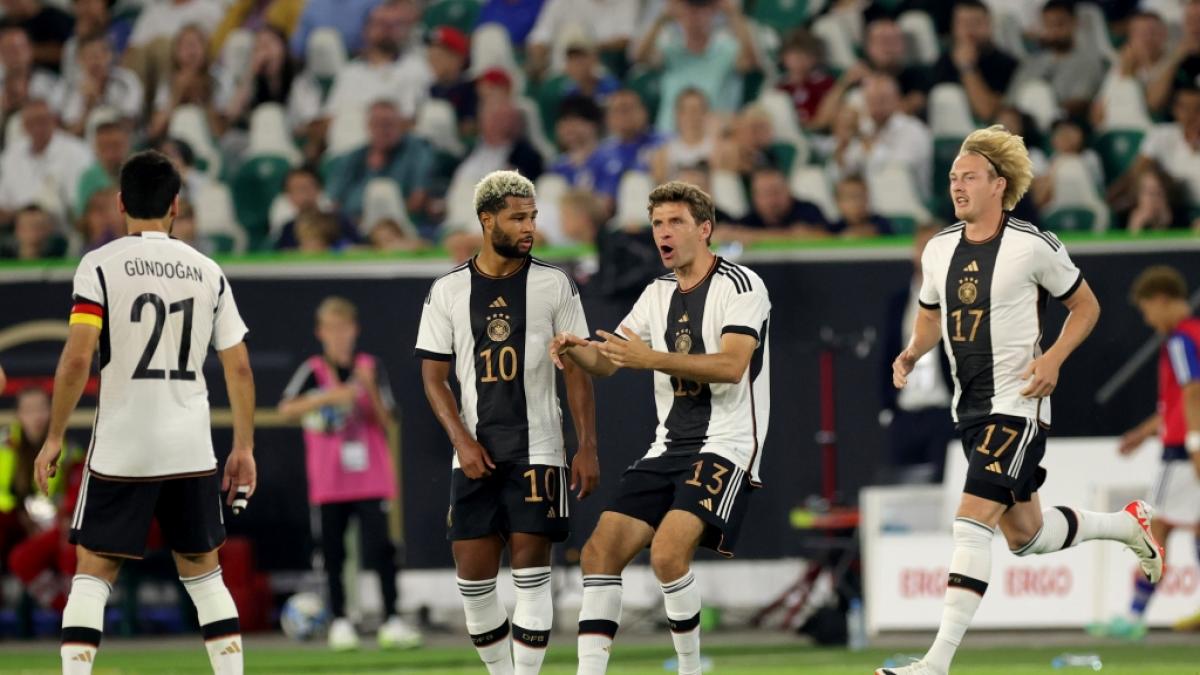 Im ersten Spiel nach der &Auml;ra von Hansi Flick als Bundestrainer &uuml;berzeugt die deutsche Elf gegen Frankreich und gewinnt 2:1 in Dortmund. (Foto)
