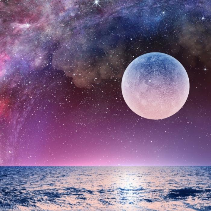 Vorsicht! DAS sollten Sie laut Mond jetzt lieber sein lassen
