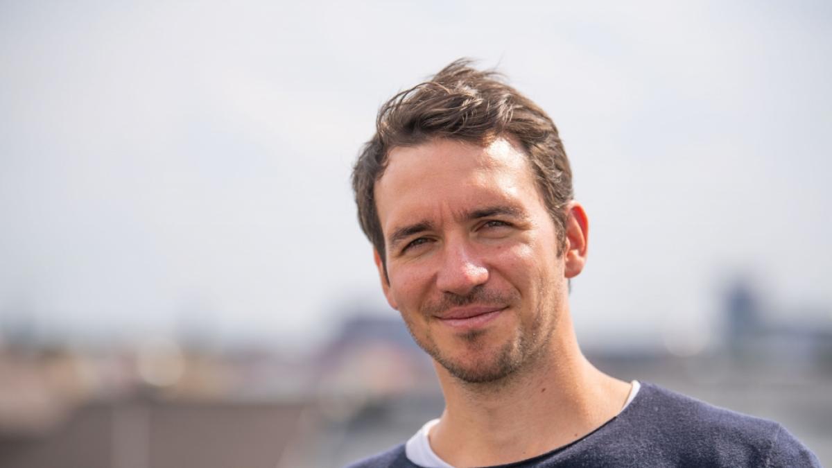 Felix Neureuther nahm Abschied von seiner Mama Rosi Mittermaier. (Foto)