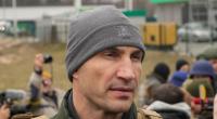 Wladimir Klitschko, ehemaliger ukrainischer Box-Profi, besucht einen Kontrollpunkt in der ukrainischen Hauptstadt.