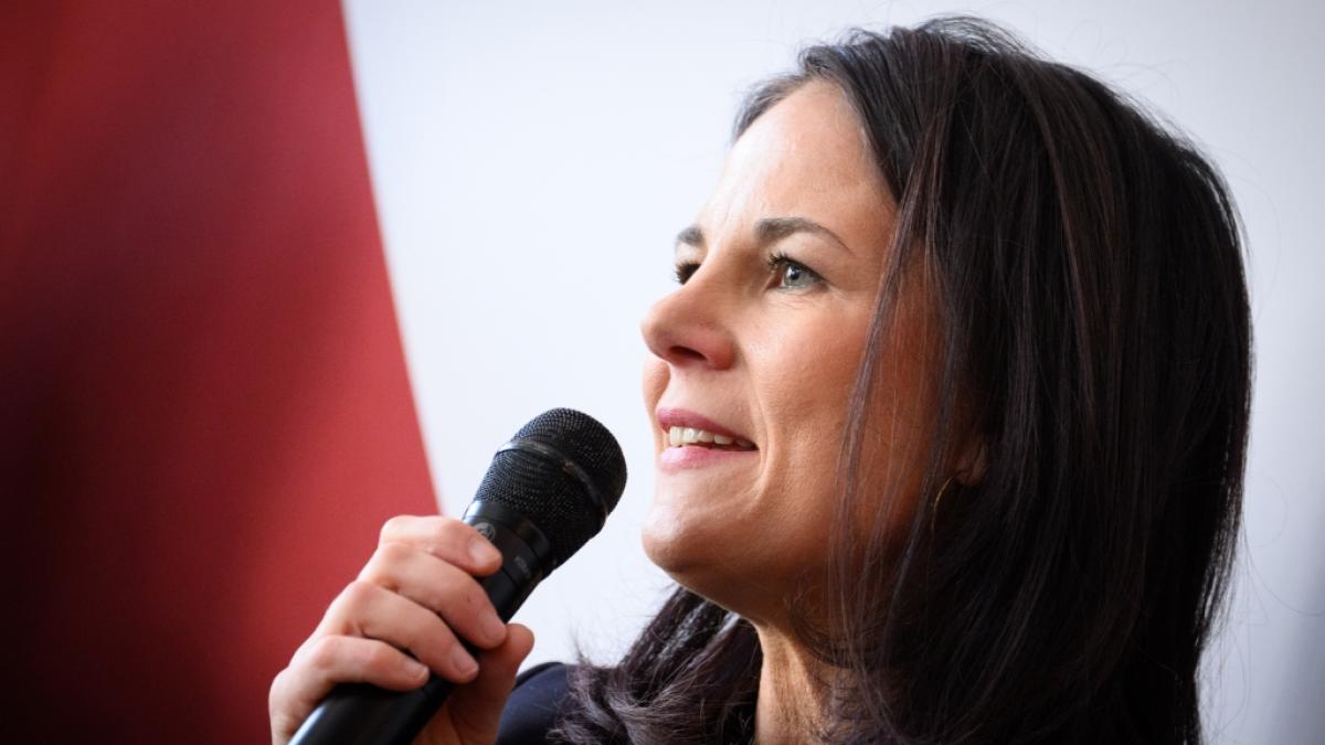 Annalena Baerbock &auml;u&szlig;erte sich nach Trumps Amtseinf&uuml;hrung in einem Instagram-Video. (Foto)
