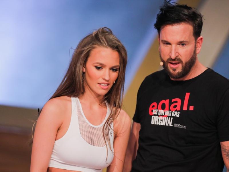 Laura Müller: "Einfach nur billig" - Wendler-Frau für Halloween-Look verspottet