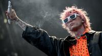Rapper Machine Gun Kelly wurde auf einem seiner Konzerte einem Fan gegenüber handgreiflich.