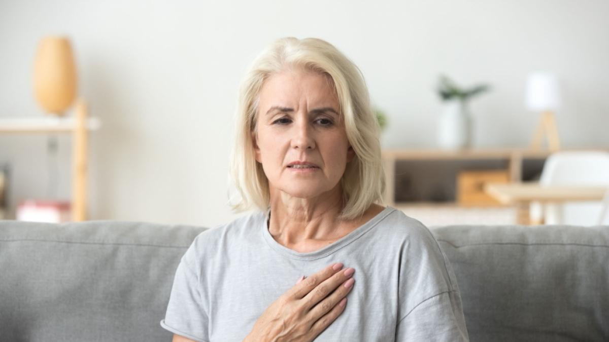 Laut einer Studie haben Frauen die vor ihrer Menopause ihre Periode l&auml;nger hatten, ein h&ouml;heres Risiko f&uuml;r Herzkrankheiten. (Foto)