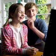 Lilly Liefers mit ihrem Kollegen Markus Quentin bei Dreharbeiten für die ZDF-Herzkino-Filmreihe (2012).