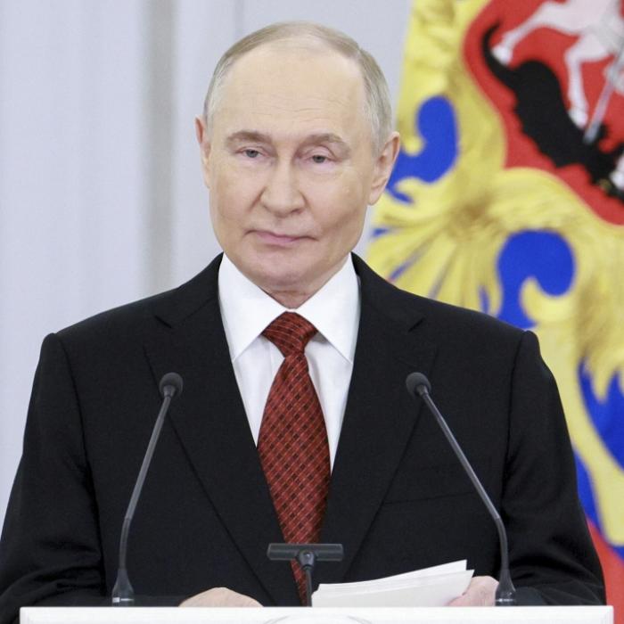 Nach Drohnen-Jagd - Putin Soldat von Drachenzähnen gestoppt
