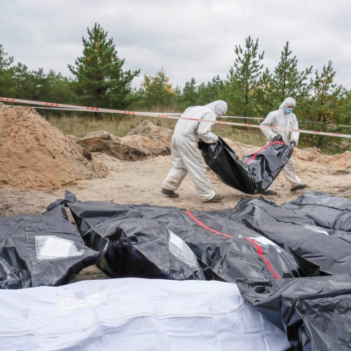 Putin-Soldat gesteht grausame Verbrechen! Zivilisten 