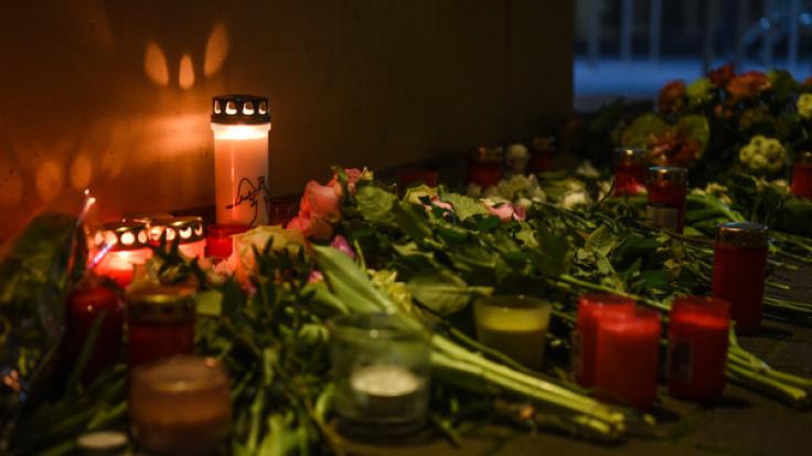 Nach dem Terror-Akt von Hanau mit 11 Toten ist die Bestürzung groß.