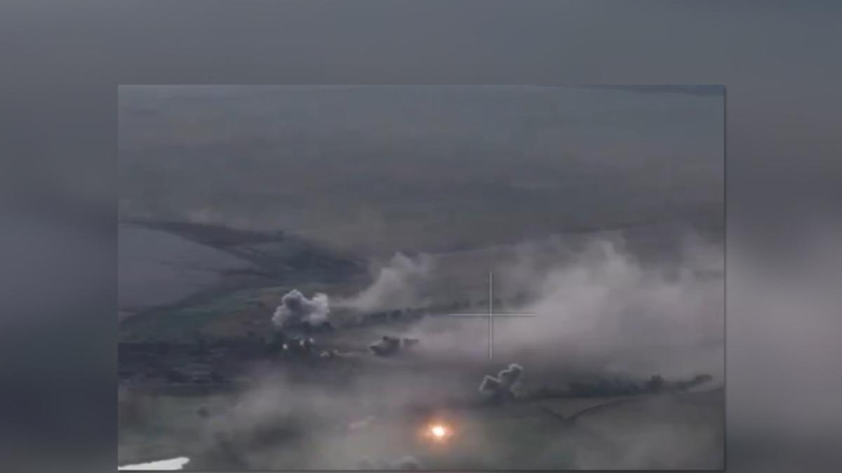 Video-Aufnahmen sollen das Ende einer kompletten russischen Panzer-Kolonne zeigen. (Foto)