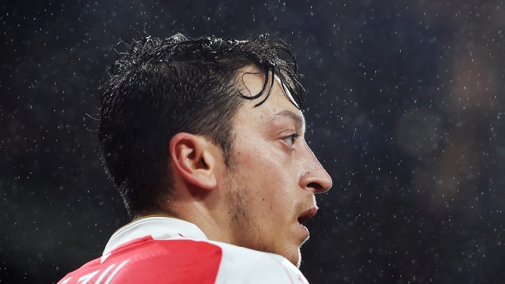 Auch die Vertragsinhalte von Mesut Özil landeten dank
