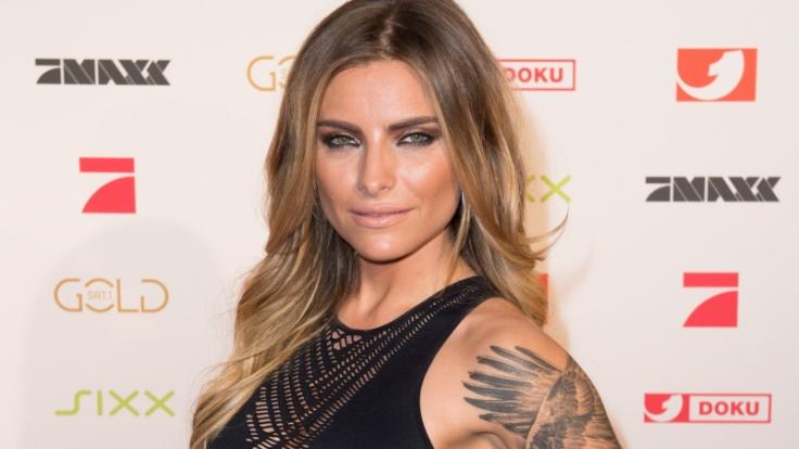 Sophia Thomalla meldet sich mit einem heißen Foto aus der Corona-Isolation.
