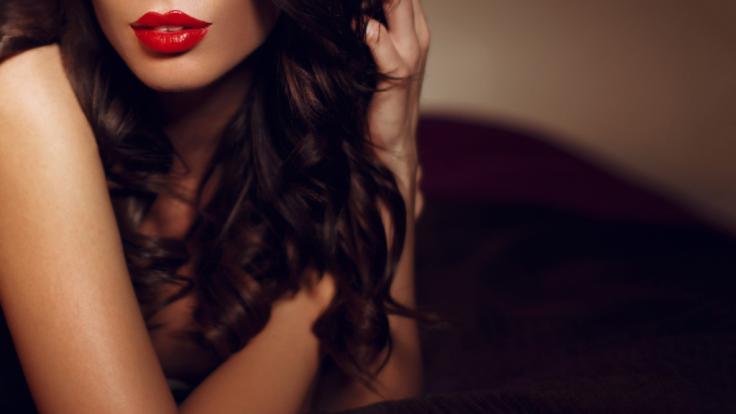 Demi Rose brachte ihre Instagram-Fans im schwarzen Bodysuit und Overknee-Stiefeln zum Weinen.