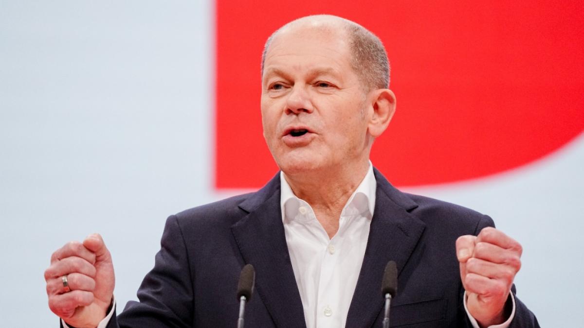 Im Interview mit "Bild am Sonntag" bezeichnete sich Scholz auch als "Kanzler der Ungeimpften" - im Netz erntete der SPD-Mann Kritik von mehreren Seiten. (Foto)