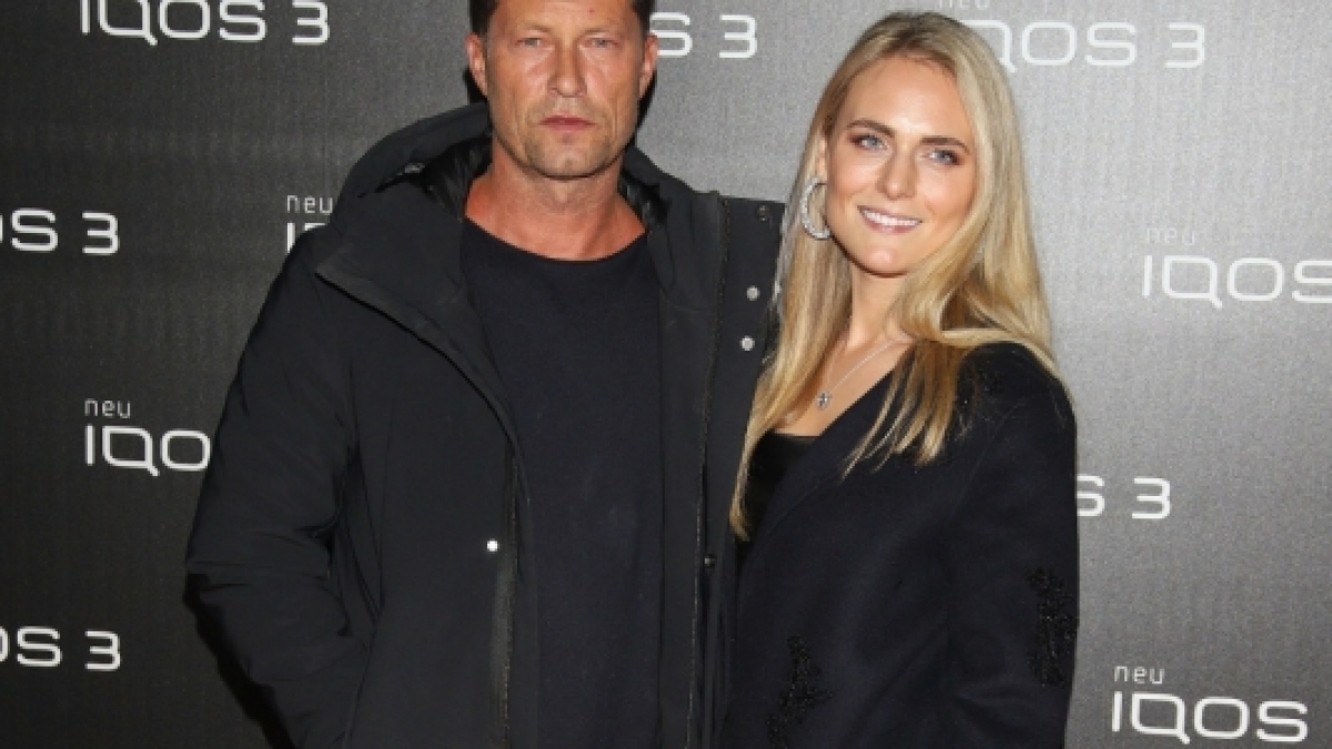 Ganz aktuell ist Francesca Dutton mit Til Schweiger liiert. (Foto)