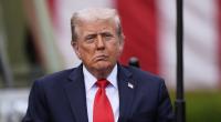 Bei einer Gedenkveranstaltung für die Opfer des Terroranschlags vom 11. September 2001 sorgt Donald Trumps Gesundheit erneut für Spekulationen.