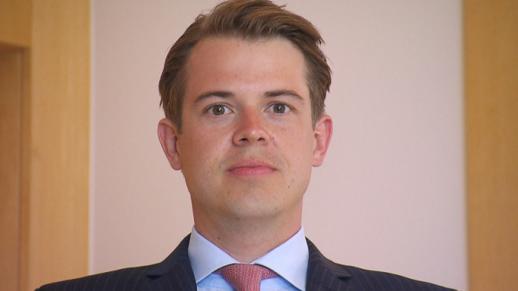 Thomas Hoyer ist der geschäftsführende Gesellschafter der Hoyer Unternehmensgruppe. Für RTL schlüpfe er in die Rolle des