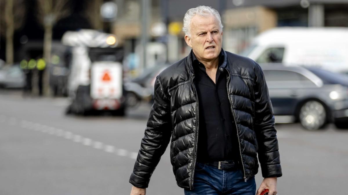 Der niederl&auml;ndische Kriminalreporter Peter R. de Vries ist infolge eines Attentates mit 64 Jahren gestorben. (Foto)