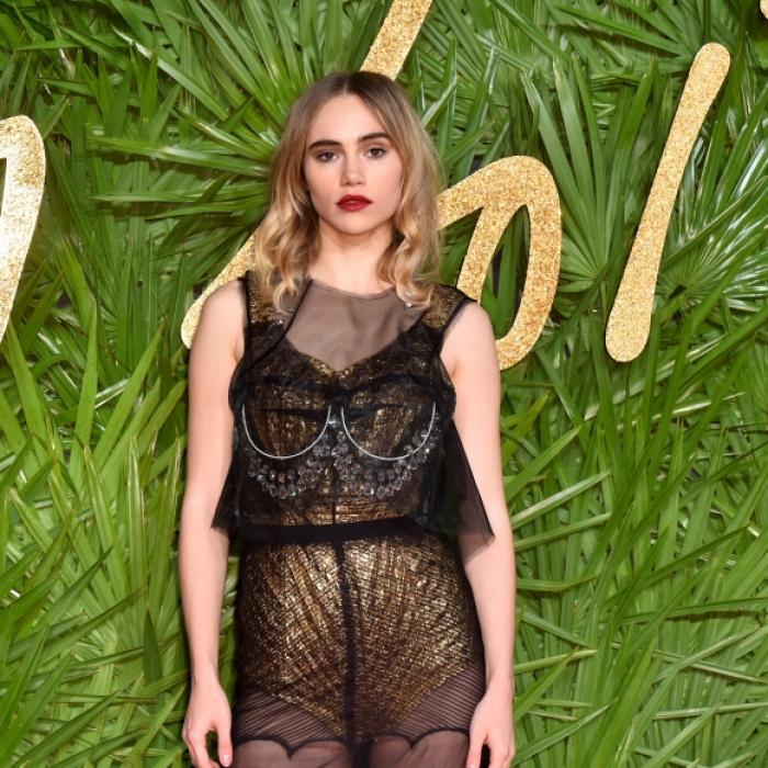 Schauspielerin sorgt mit heißen Bikini-Posen für Schnappatmung