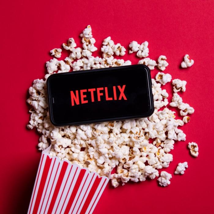 Ein Blockbuster von 2022 und weitere Serien-Highlights heute verfügbar